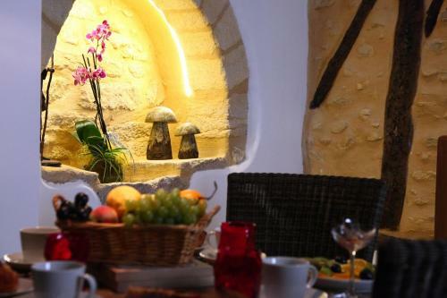 In Sarlat Luxury Rentals, Medieval Cente - Gite Barry