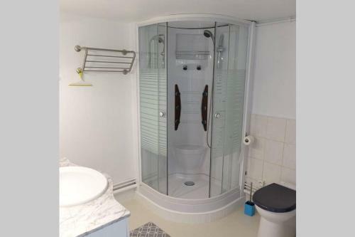 Apartamento Une - Halte Entre Les Ponts - En Toute Simplicit�