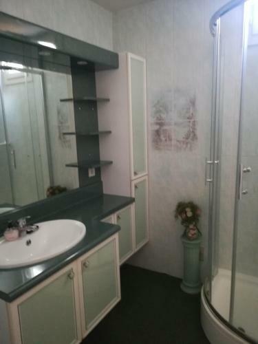 Apartamento T3 Meubl� � 5mn � Pied Du Lac