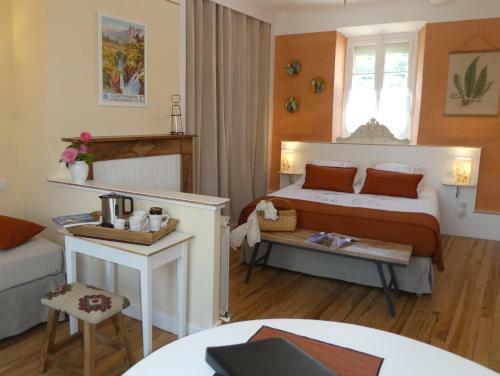 Bed & Breakfast Chalet Mina