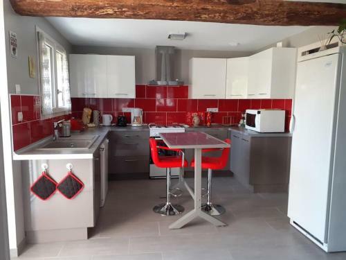 Maison Enti�rement R�nov�e Situ�e En Pleine Nature