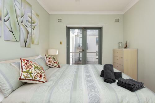 Sydney Inner City Sanctuary- 2 Bedroom Apartment