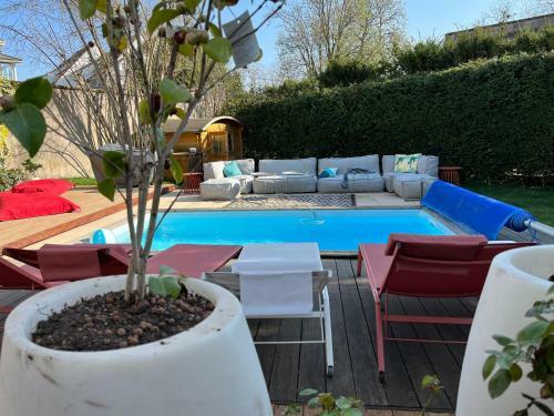 Villa Avril, Piscine, Spa, G�te D'exception, 16 Personnes