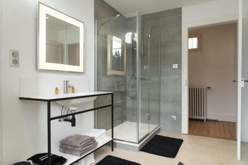 Villa Avril, Piscine, Spa, G�te D'exception, 16 Personnes