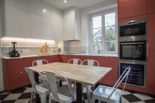 Villa Avril, Piscine, Spa, G�te D'exception, 16 Personnes