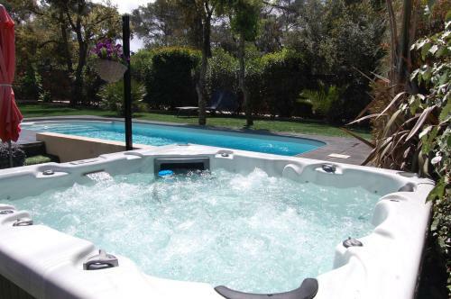 Bed & Breakfast Le Clos Des Barelles