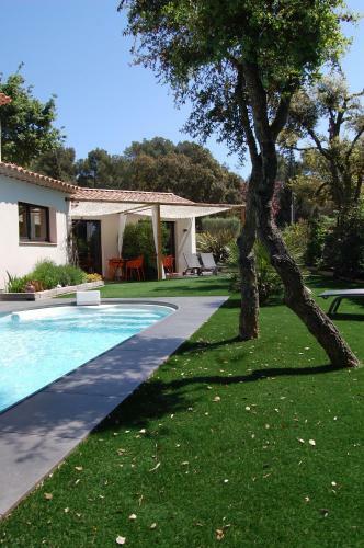 Bed & Breakfast Le Clos Des Barelles