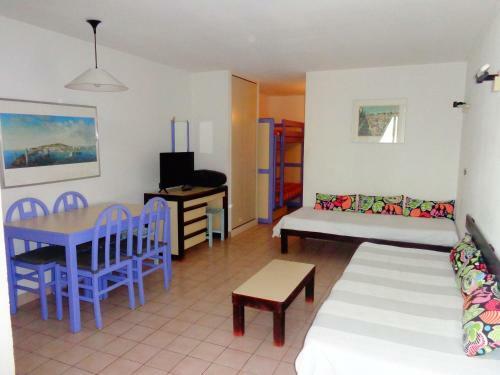 Apartamento Studio Vue Mer Avec Pkg, Piscine, Tennis, Plage Direct