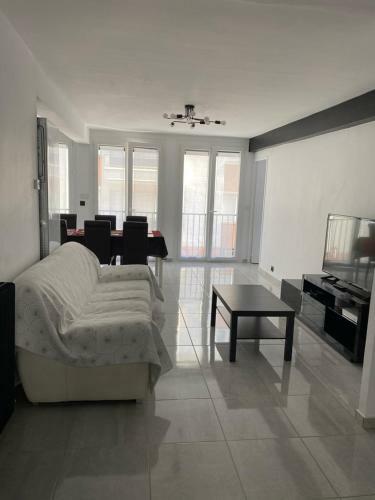 Apartamento Super Apt Parking + Clim 5 Min Du Centre & Gare