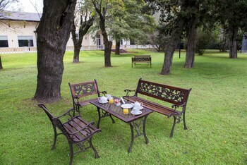 Hotel Howard Johnson Pilar Resort Spa & Convention Center