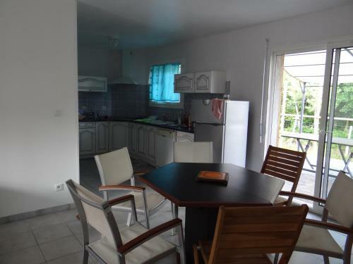 Comme Chez Vous