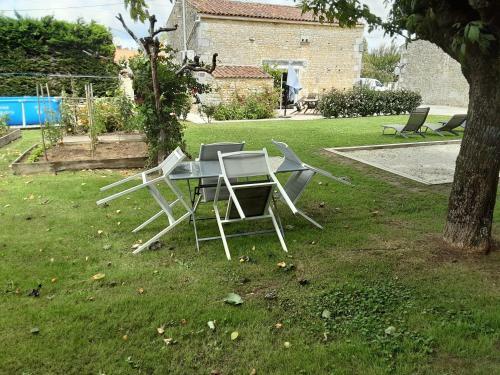 G�te " Les Tourterelles"