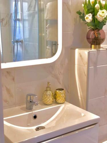 Apartamentos Life Renaissance - New Concept - Place Kl�ber