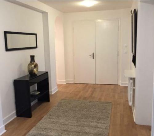 Apartamento Charmant Appartement Avec Terrasse Dans Villa