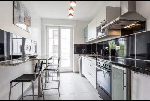 Apartamento Charmant Appartement Avec Terrasse Dans Villa
