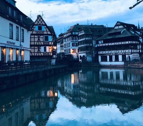 Maison Duplex, Avec Terrasse Dans Strasbourg