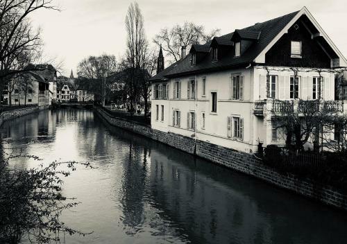 Maison Duplex, Avec Terrasse Dans Strasbourg
