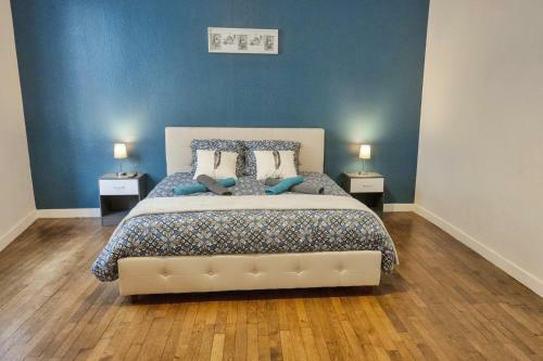 Apartamento ? Les Logis de La Tr�moille ? Cozy ? Netflix ?