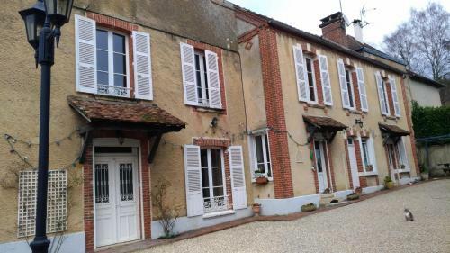 Hostal La Maison D'hotes De Toucy