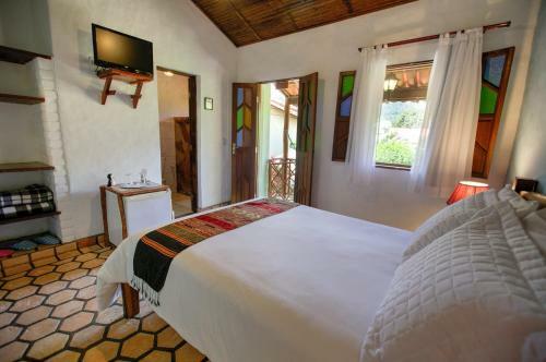 Bed & Breakfast Pousada P� No Mato