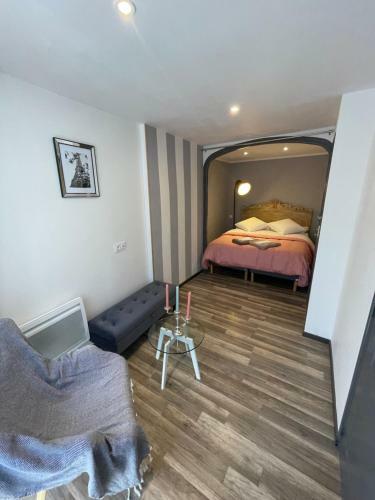 Hostal La Pose Du Canal