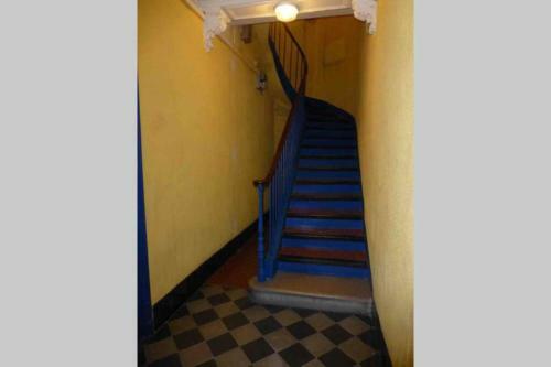Apartamento Studio Mansard� Place Libert� Et Gare de Toulon