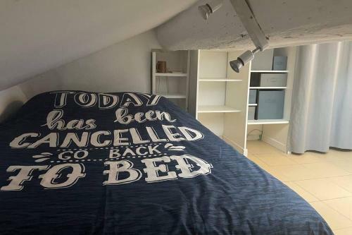 Apartamento Studio Mansard� Place Libert� Et Gare de Toulon