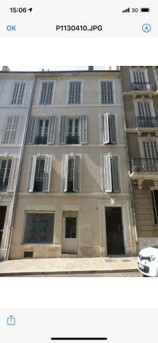 Apartamento Studio Mansard� Place Libert� Et Gare de Toulon