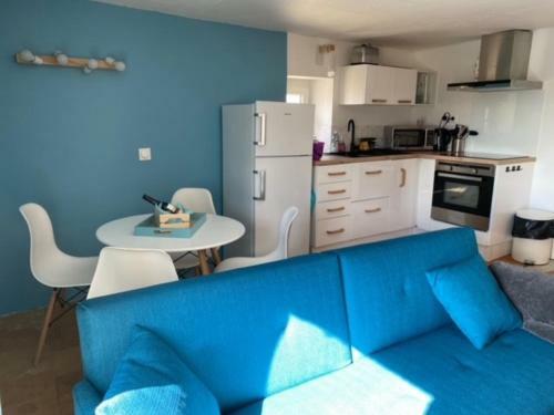 Agr�able Maison de Village Avec Toit Terrasse.