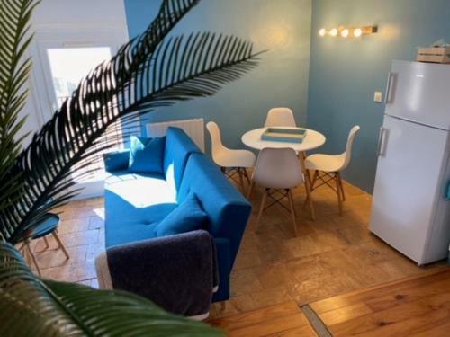 Agr�able Maison de Village Avec Toit Terrasse.