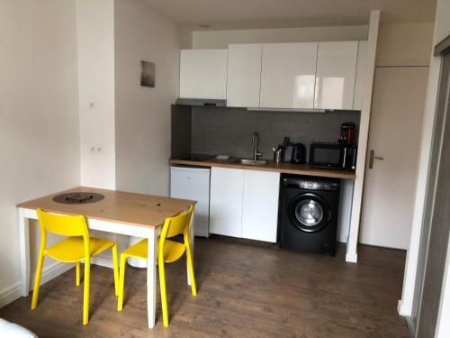 Apartamento 25bdt R+1d