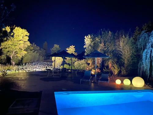 Villa Propri�t� Exceptionnelle � 25km D?aix En Provence - 8 Guests