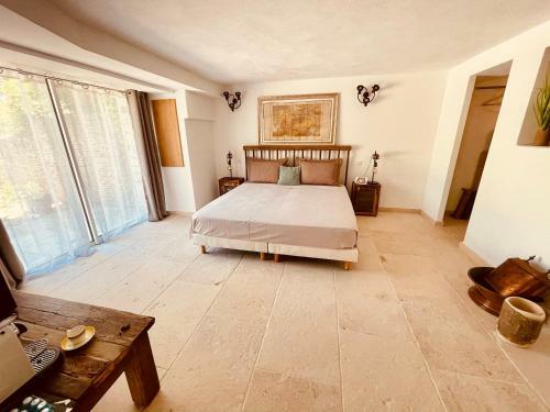 Villa Propri�t� Exceptionnelle � 25km D?aix En Provence - 8 Guests
