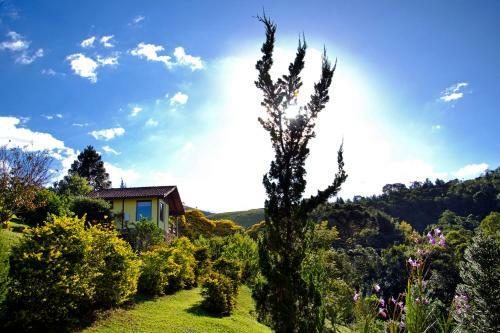 Hostal Pousada N� Da Madeira