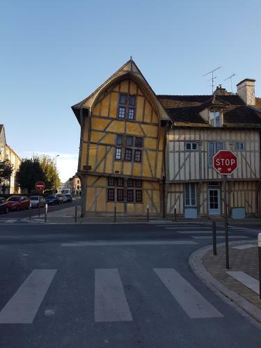 Apartamento Appartement Du Vieux Troyes