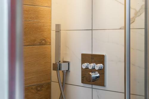 Hotel H�tel Une Chambre En Ville