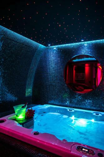 Apartamento L'insolite Spa Privatif ''suite Luxueuse-jacuzzi"