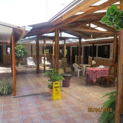 Hostal Pousada Brasil Tropical
