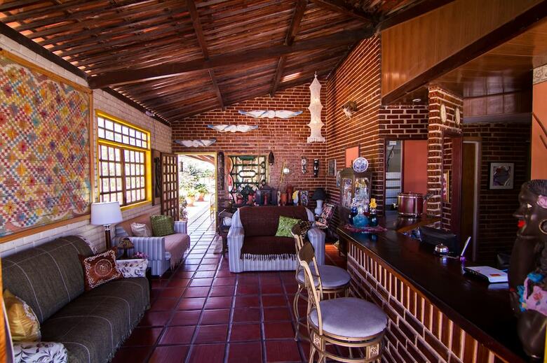 Hostal Pousada Le Baron