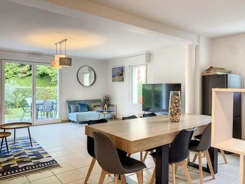 La Maison De Jos�phine - Yourhosthelper