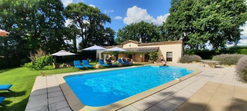 Bed & Breakfast Domaine de Merugat Chambre D'h�tes