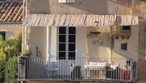 Apartment Pont Romain