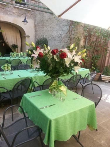 Hotel H�tel La F�te En Provence