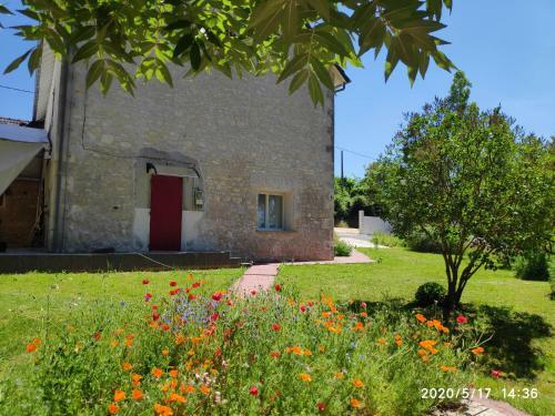 Apartamento Entre Bourges Et Sancerre, Vacances Relaxantes