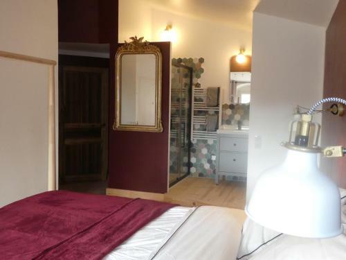 Hostal L'auguste Maison D'h�tes