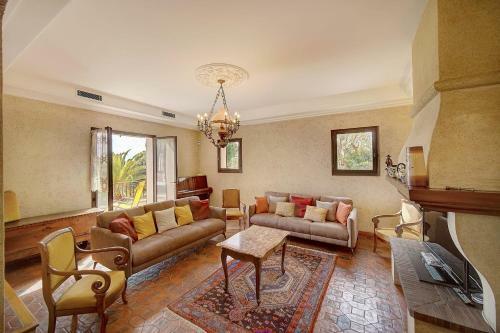 Immogroom- Villa- Pool - Sea View - Parking - Independence Congressbeaches