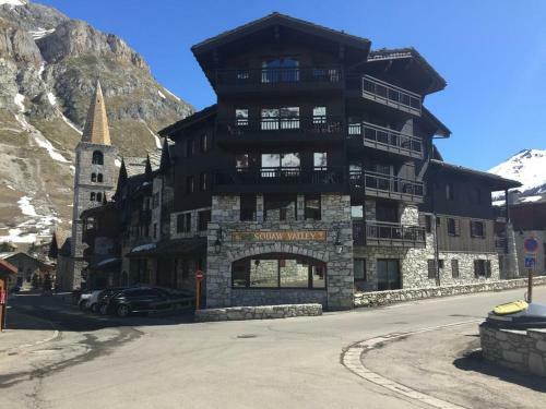 Squaw Valley Apartment