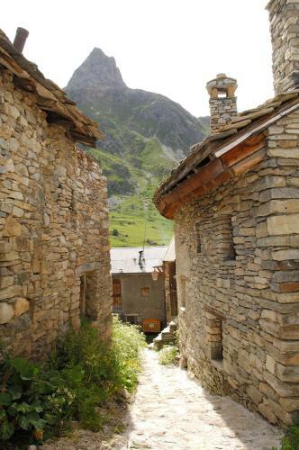 Hostal Chalet Colinn