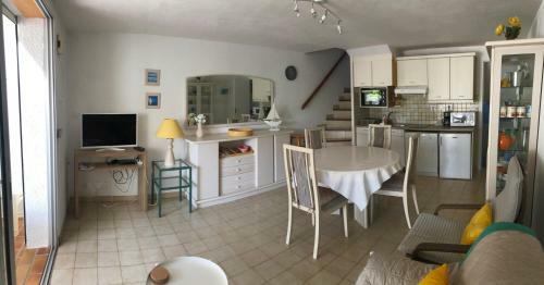 Confort Et Calme � Deux Pas Des Plages de Valras