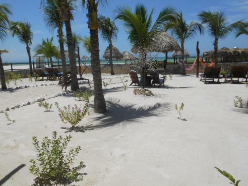 Aparthotel Guesthouse Holbox Apartments & Suites